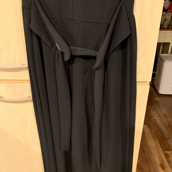 BRAND NEW INC BLACK SLEEVELESS JUMPSUIT SIZE MED - Picture 4 of 8